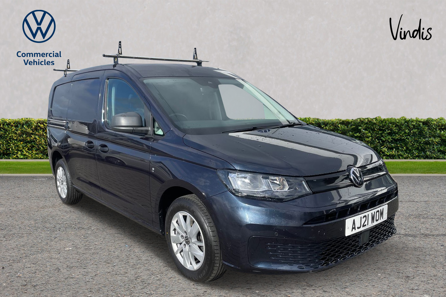 Main listing image - Volkswagen Caddy Maxi