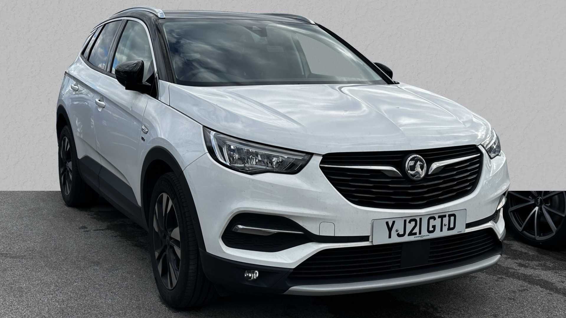 Main listing image - Vauxhall Grandland X