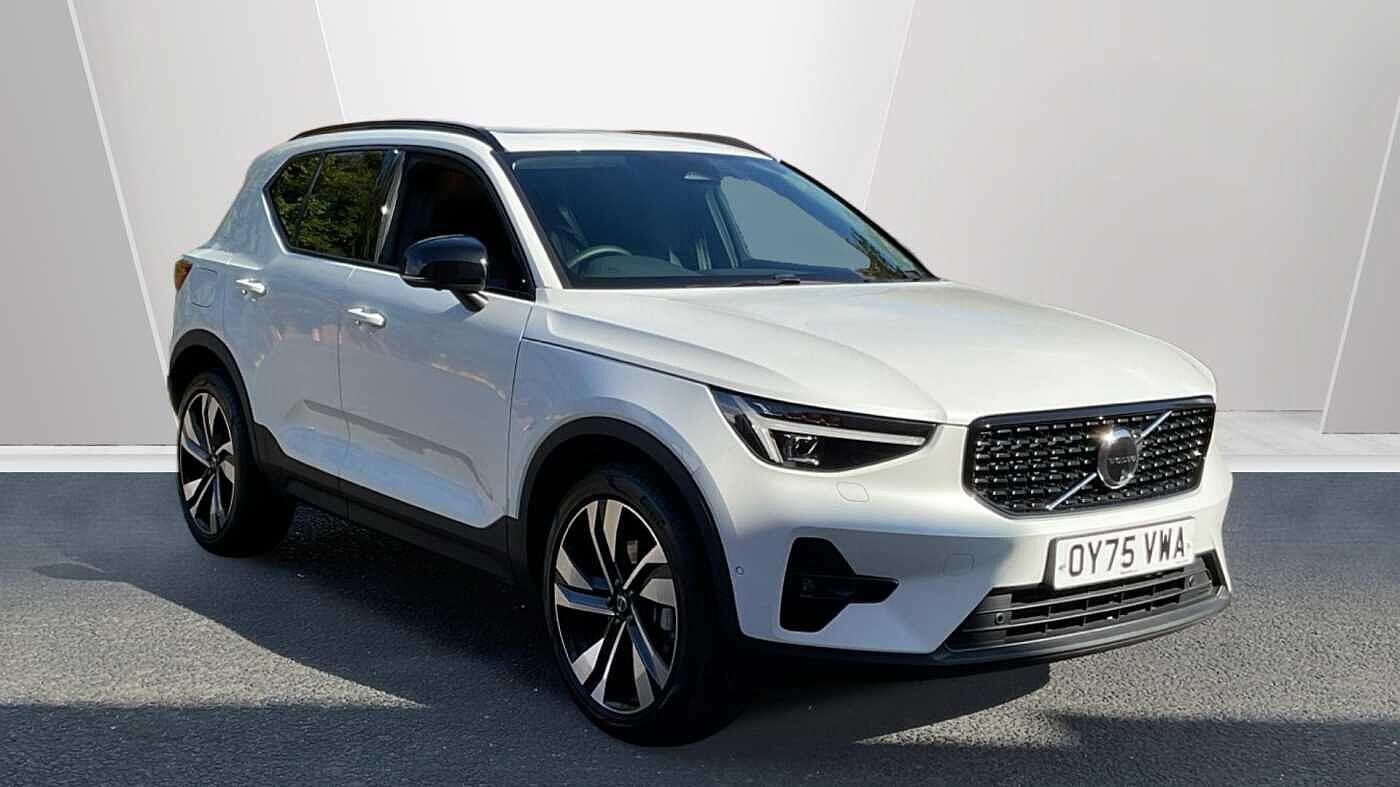 Main listing image - Volvo XC40