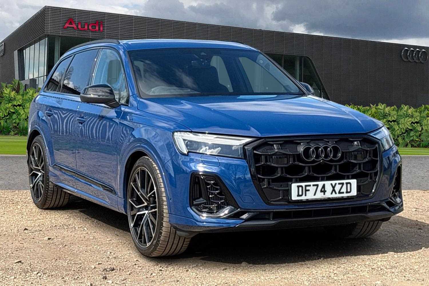 Main listing image - Audi SQ7