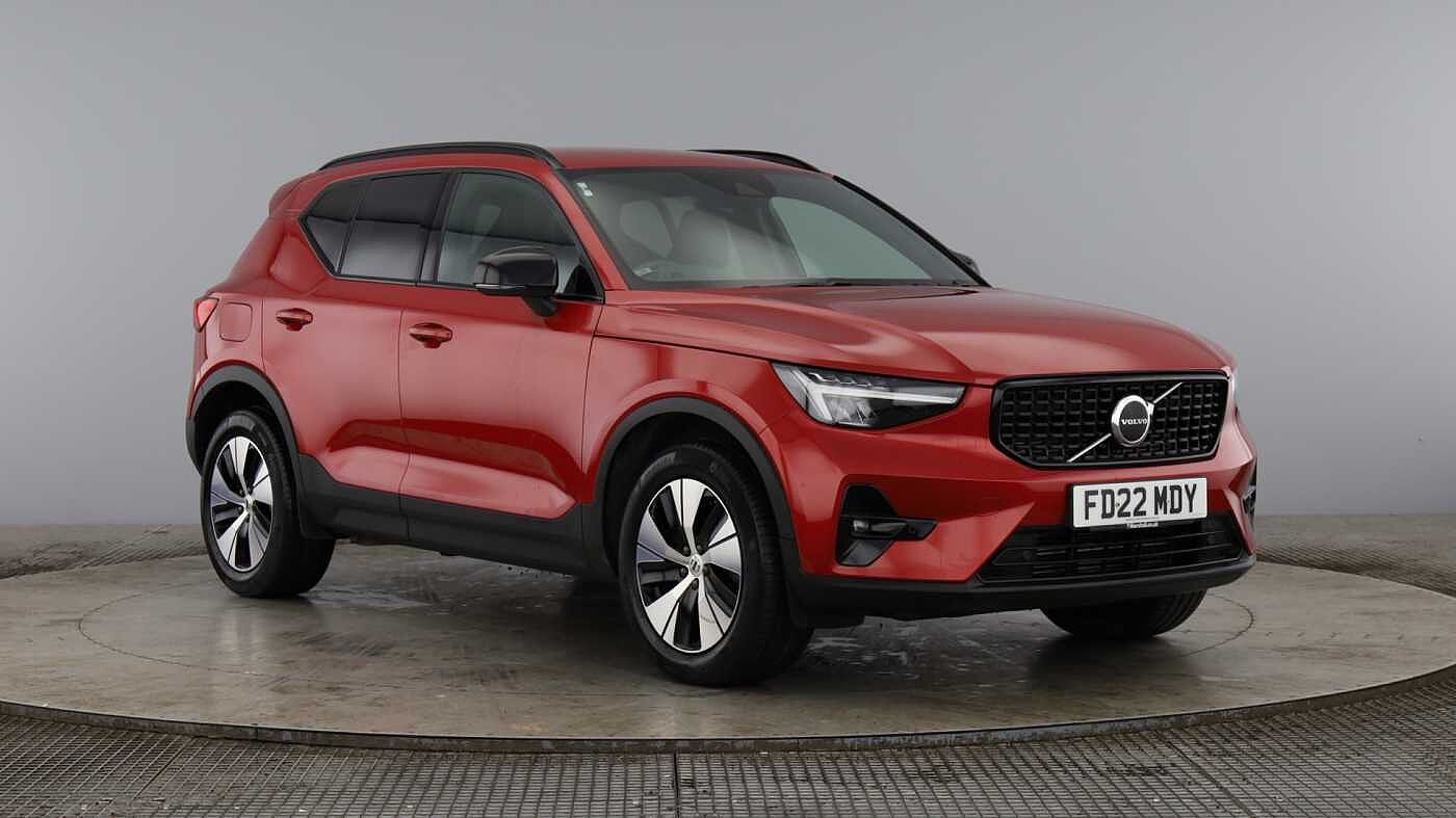 Main listing image - Volvo XC40 Recharge