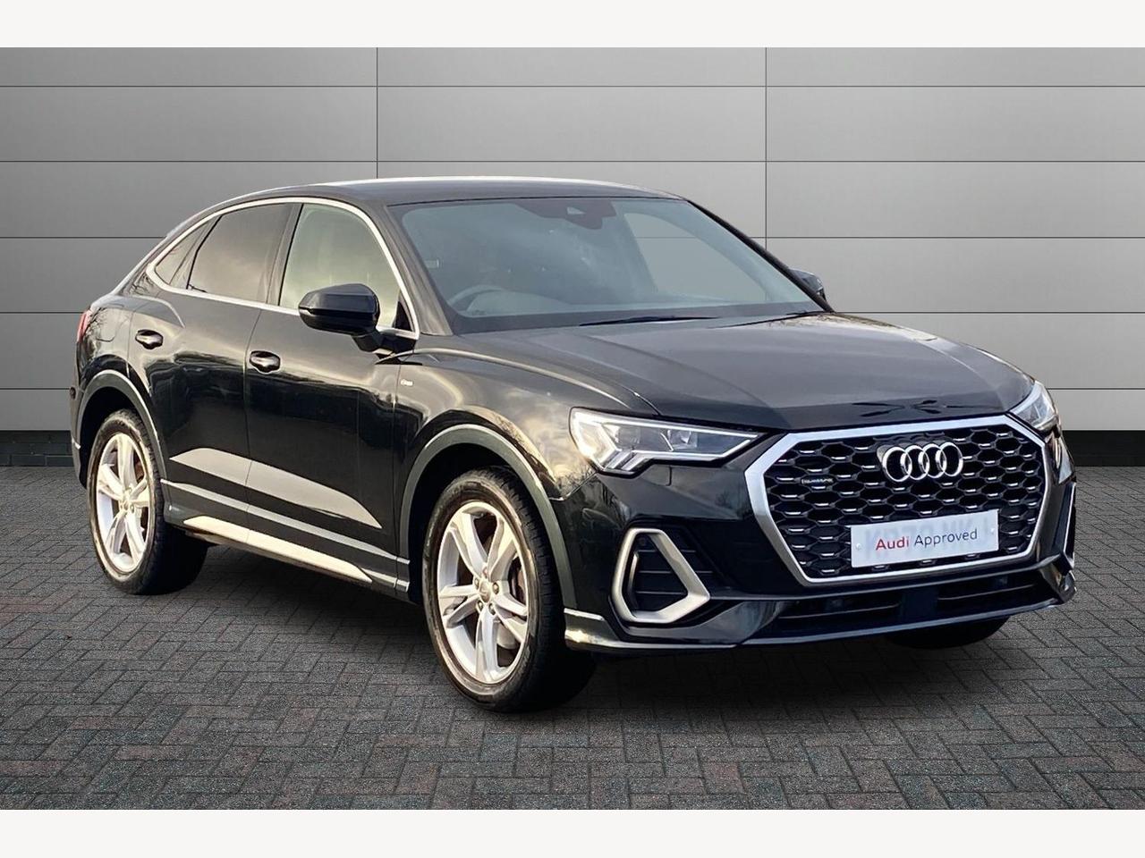 Main listing image - Audi Q3