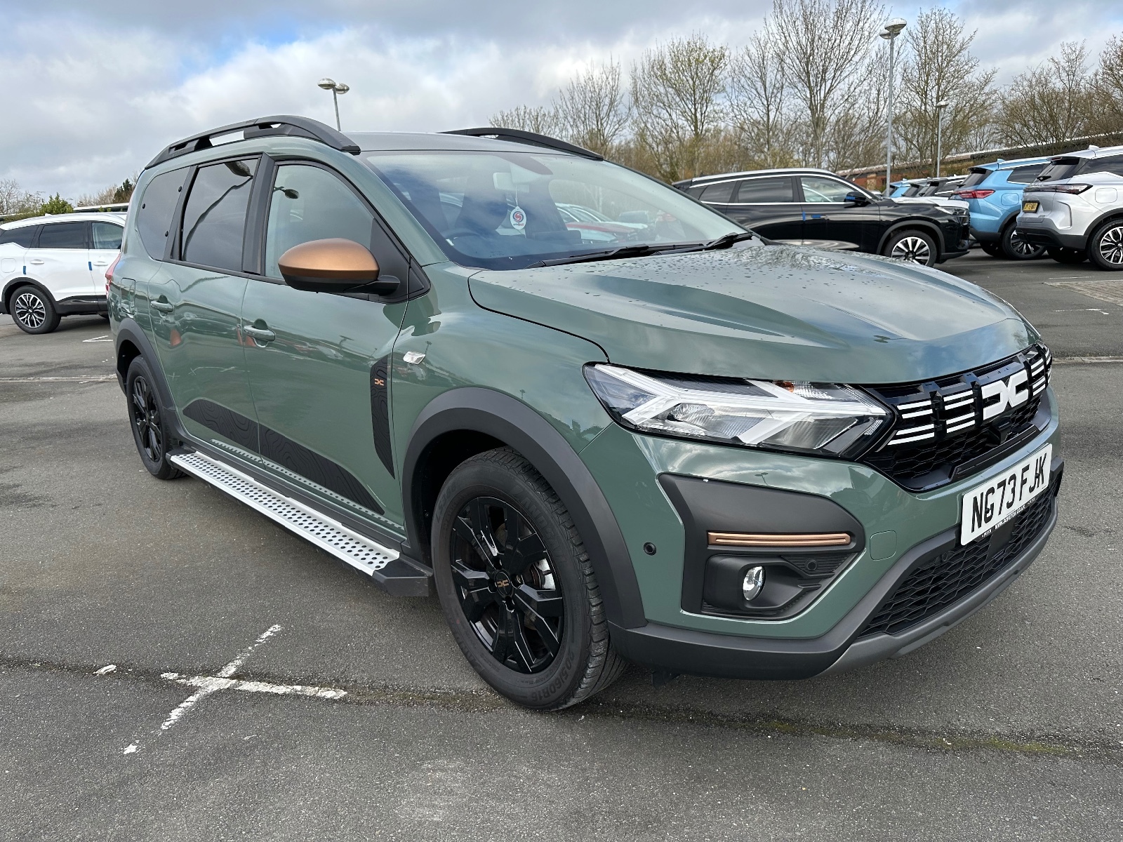 Main listing image - Dacia Jogger