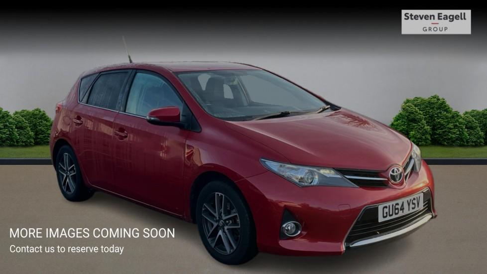 Main listing image - Toyota Auris