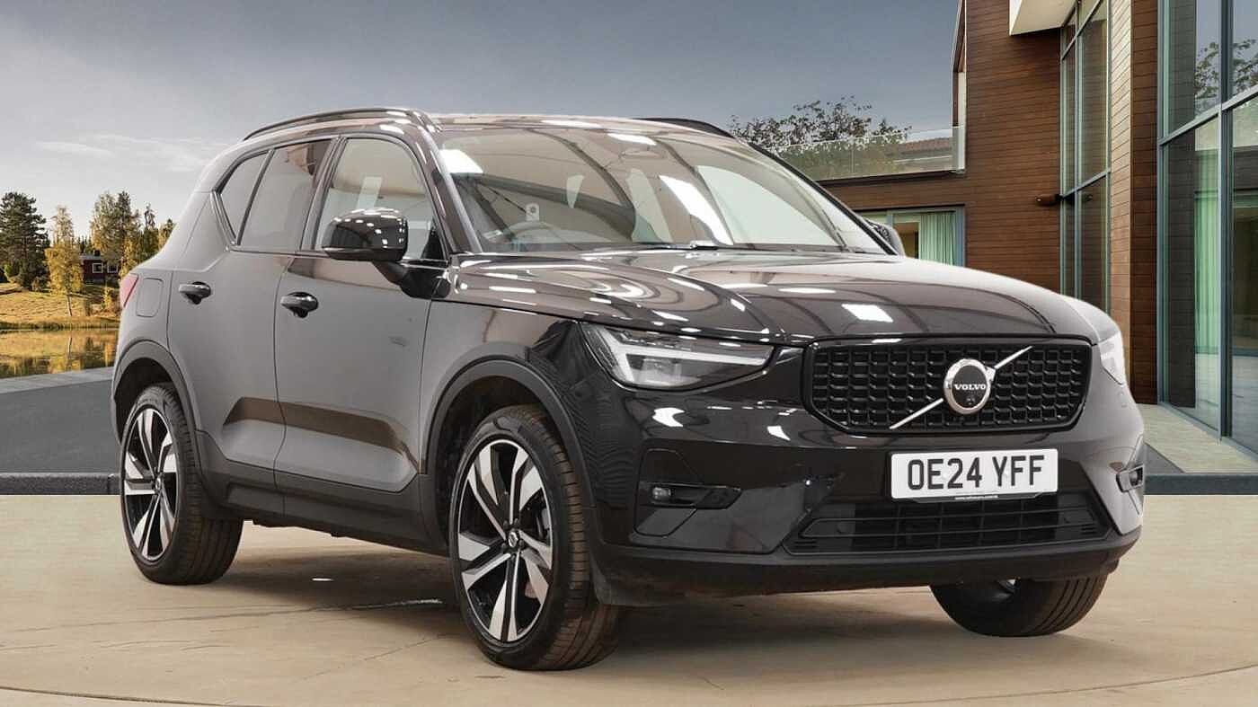 Main listing image - Volvo XC40