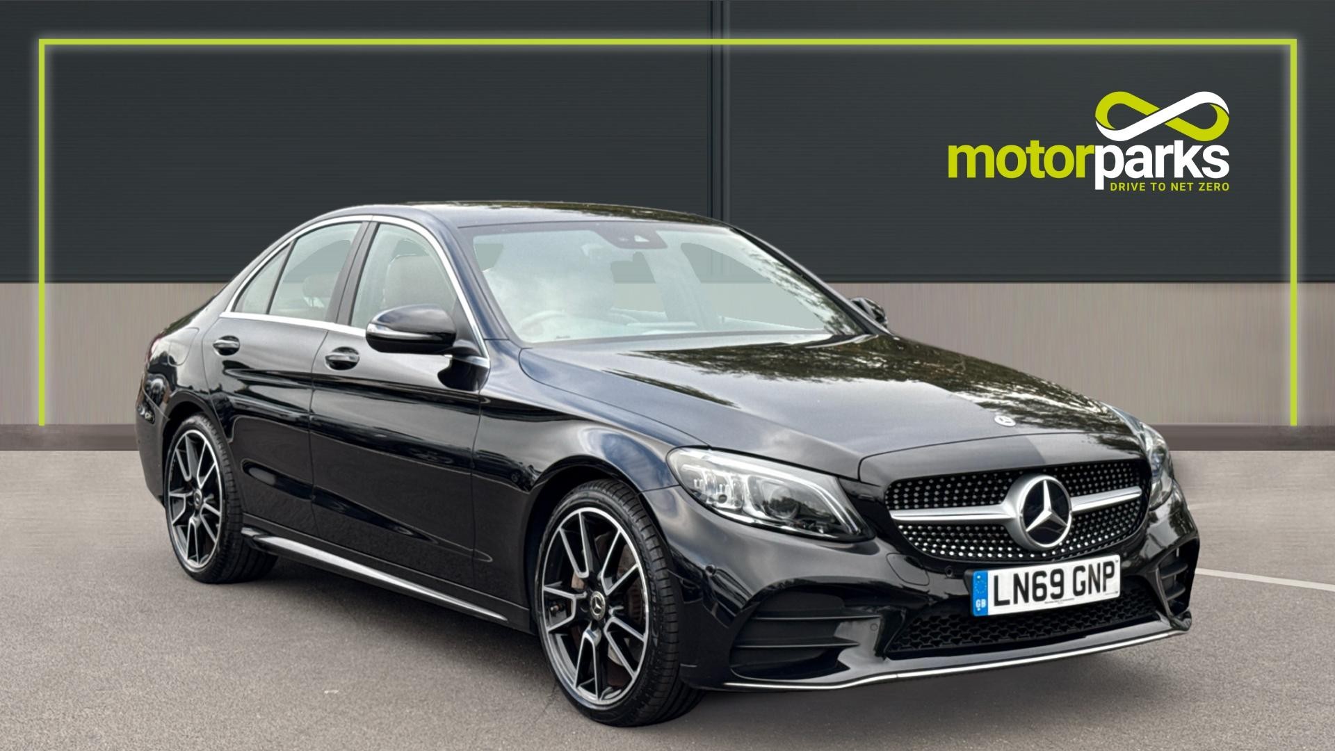 Main listing image - Mercedes-Benz C-Class