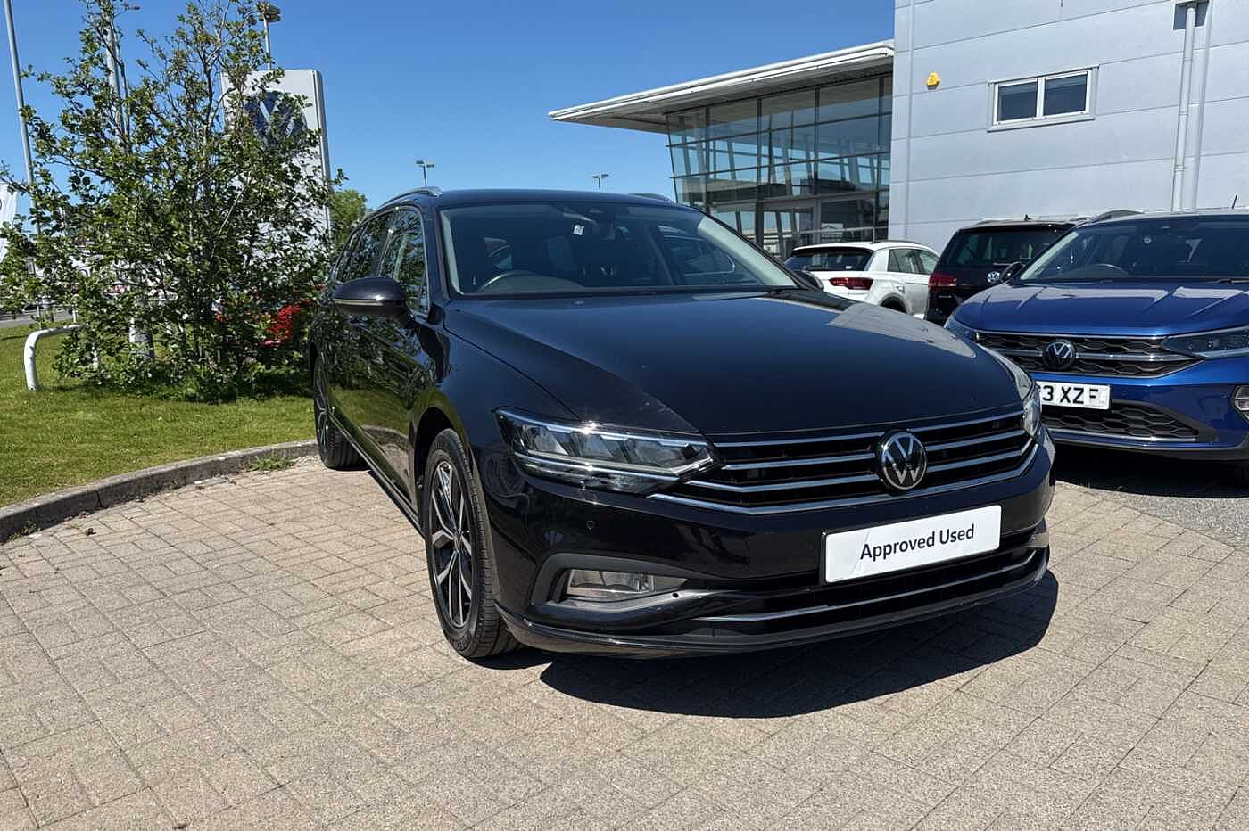 Main listing image - Volkswagen Passat Estate