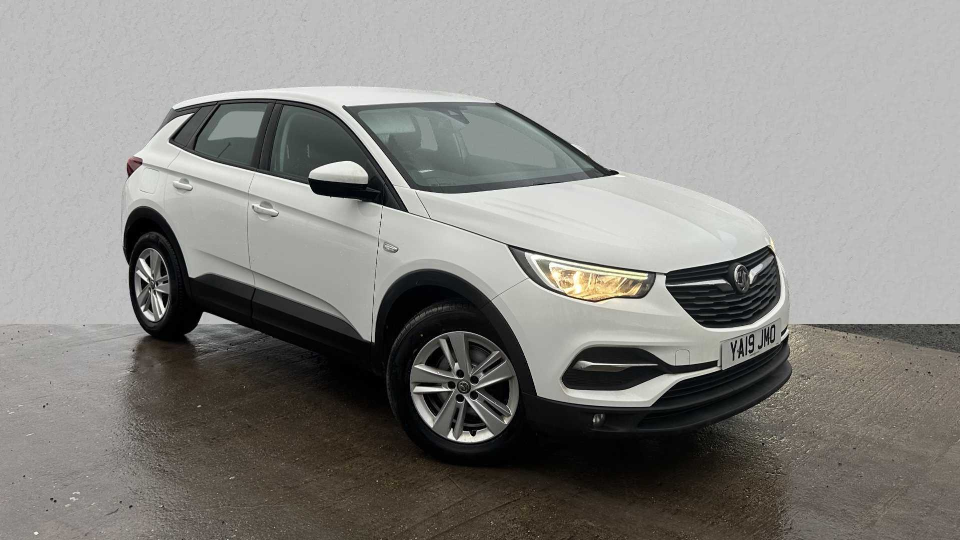 Main listing image - Vauxhall Grandland X