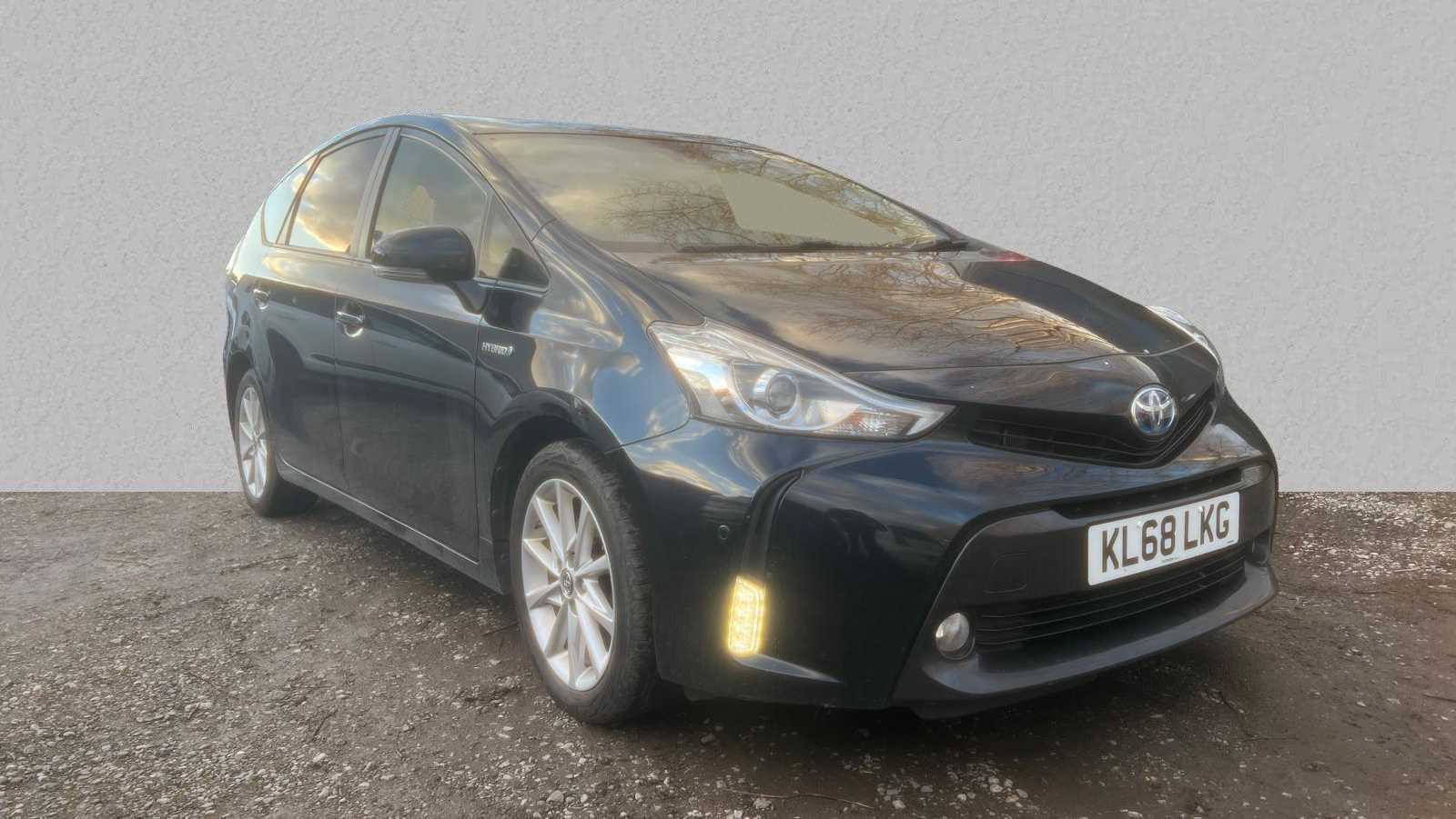 Main listing image - Toyota Prius+