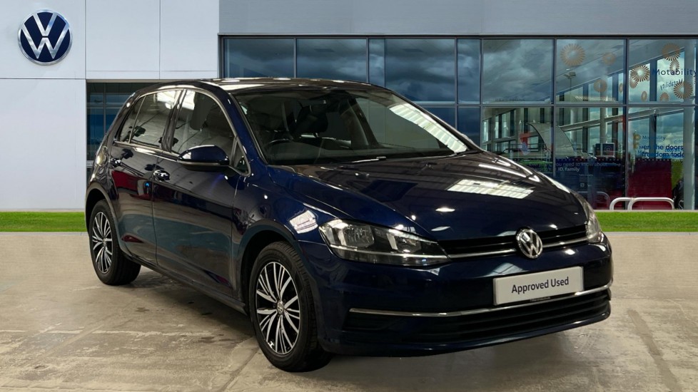 Main listing image - Volkswagen Golf