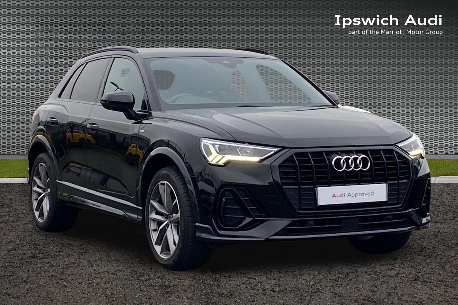 Main listing image - Audi Q3