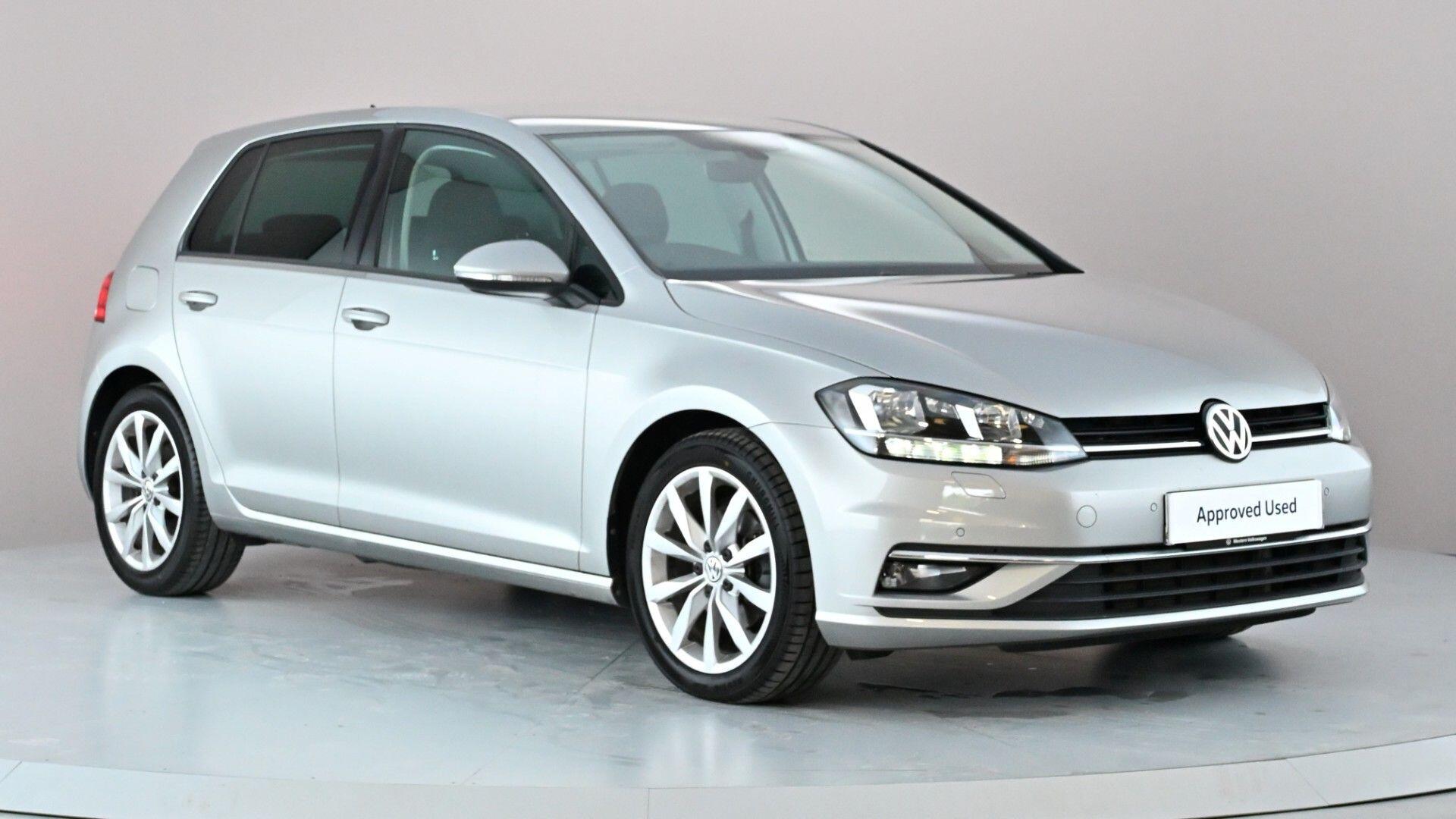 Main listing image - Volkswagen Golf