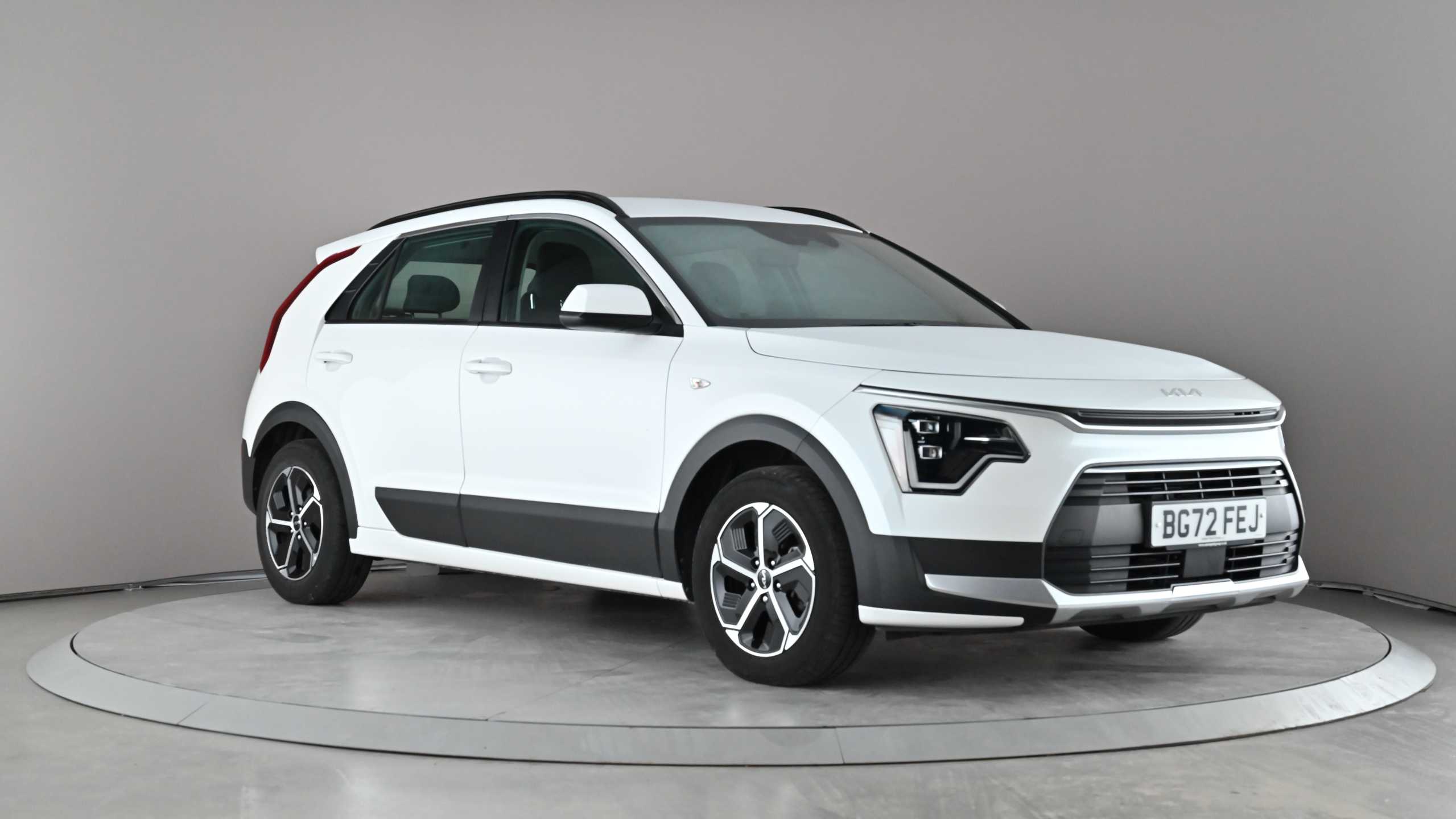 Main listing image - Kia Niro