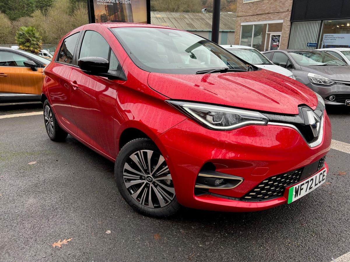 Main listing image - Renault Zoe