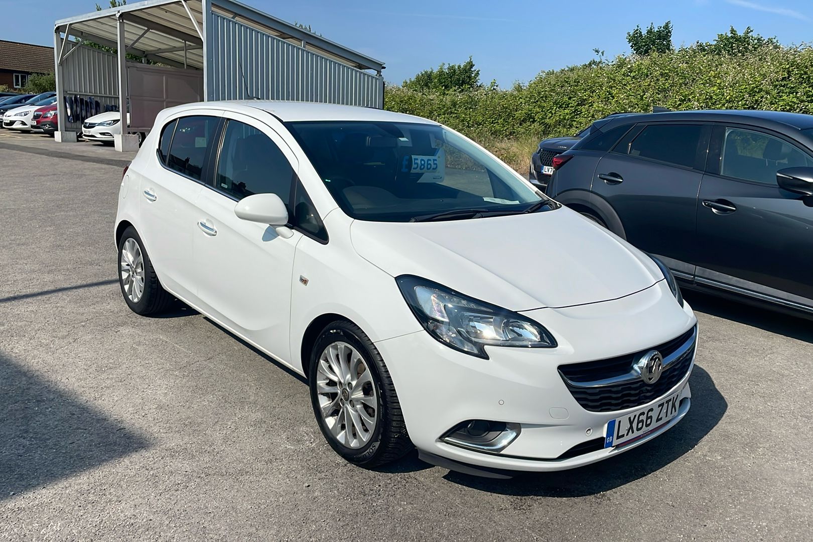 Main listing image - Vauxhall Corsa