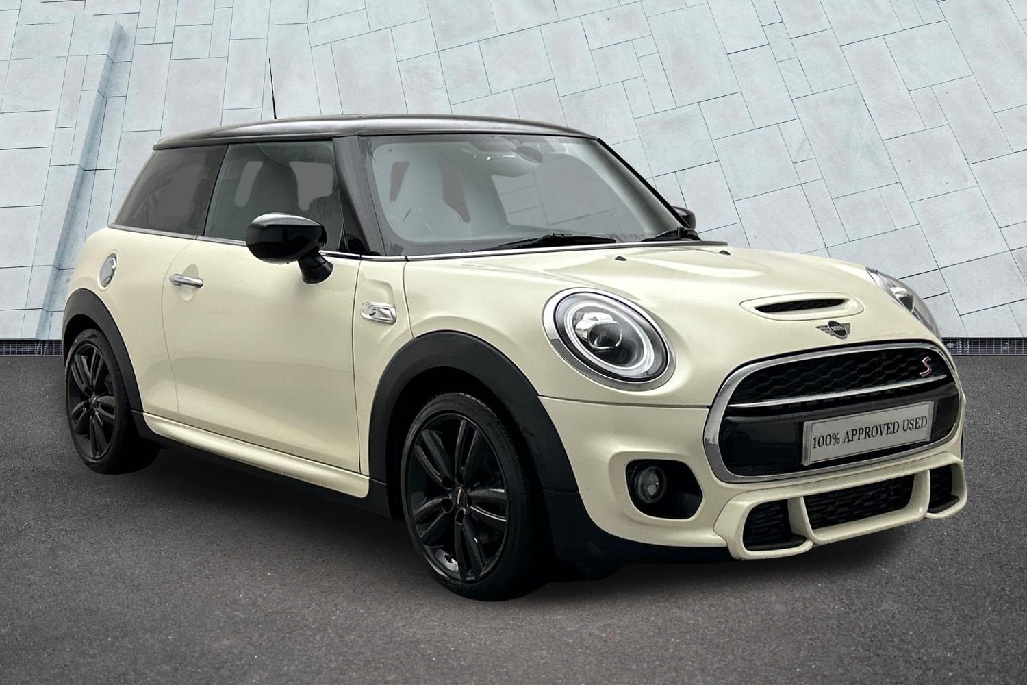 Main listing image - MINI Hatchback
