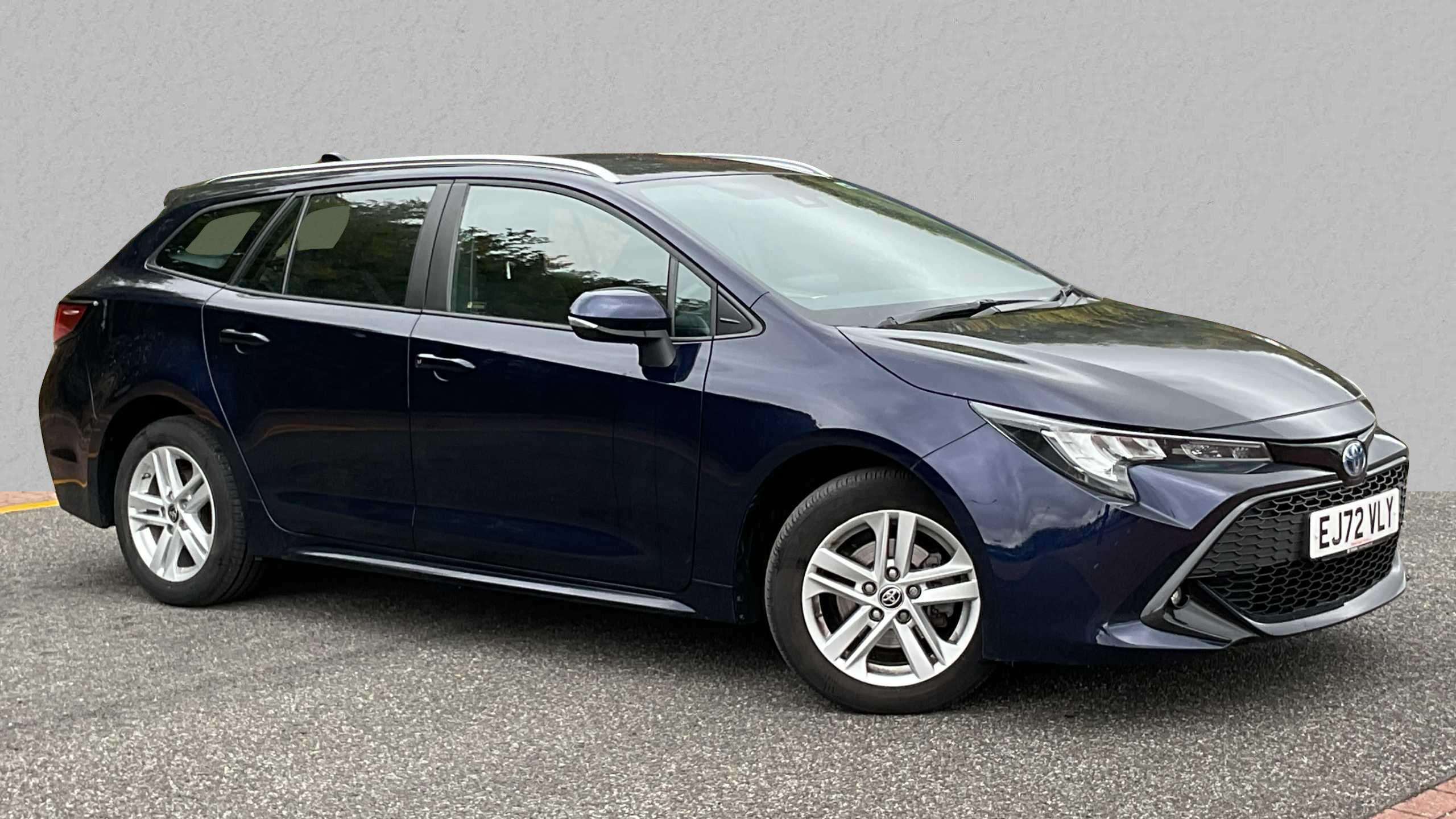 Main listing image - Toyota Corolla Touring Sport