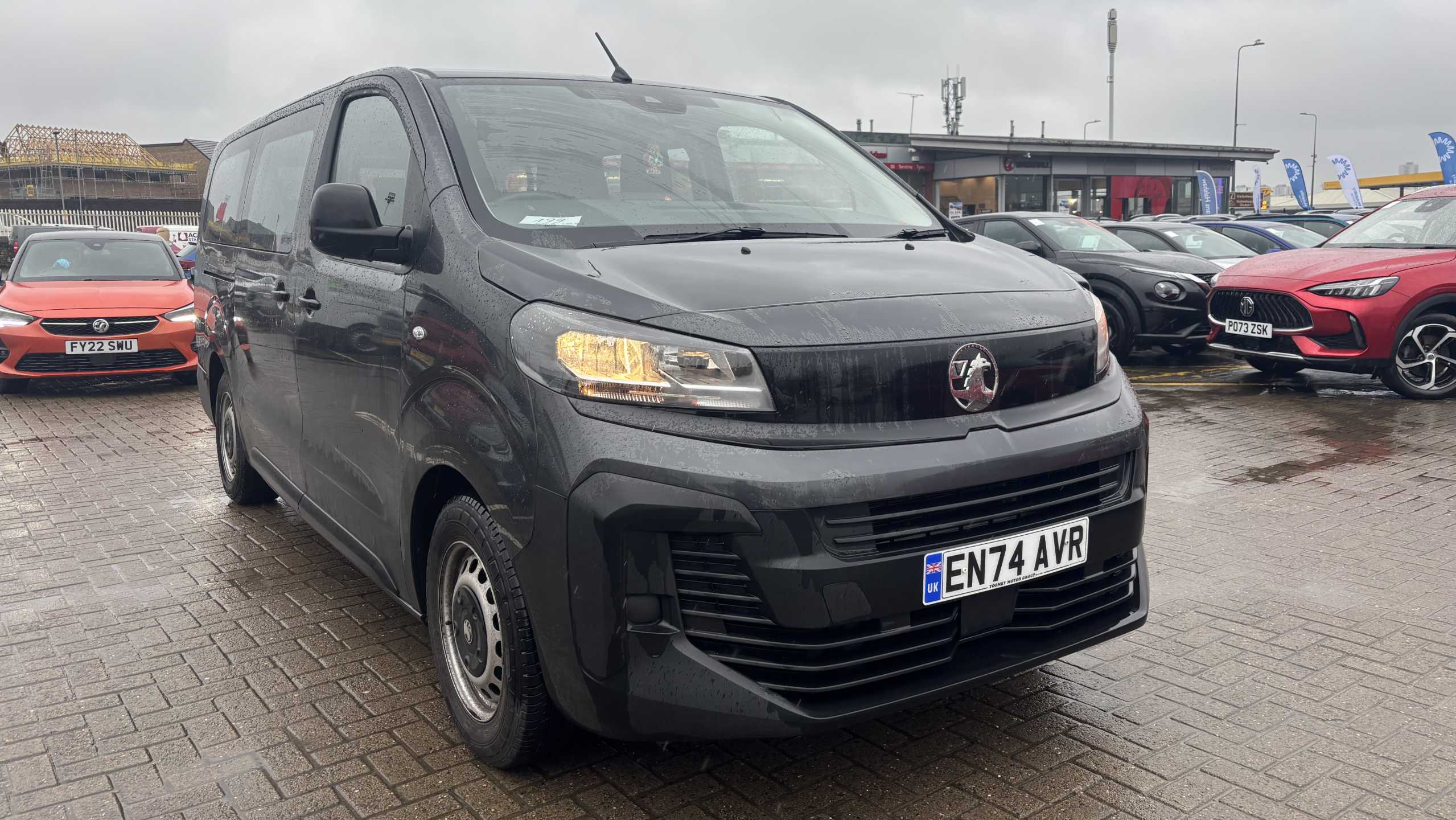 Main listing image - Vauxhall Vivaro Life-e