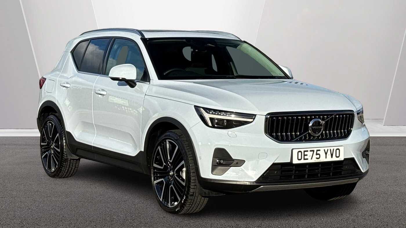 Main listing image - Volvo XC40