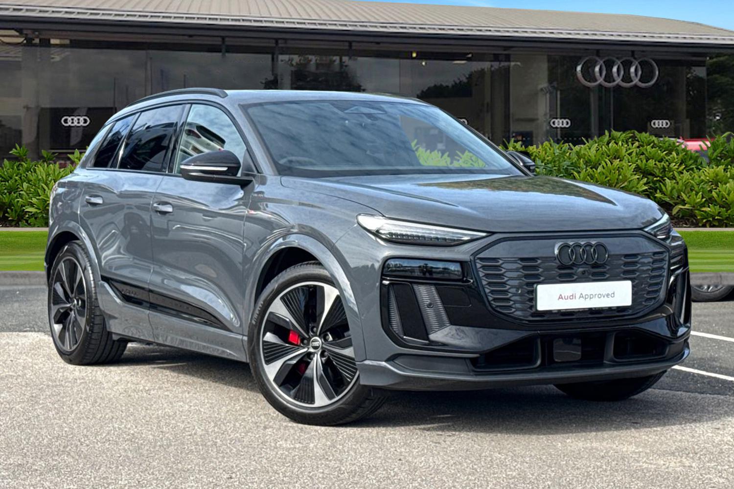 Main listing image - Audi Q6 e-tron