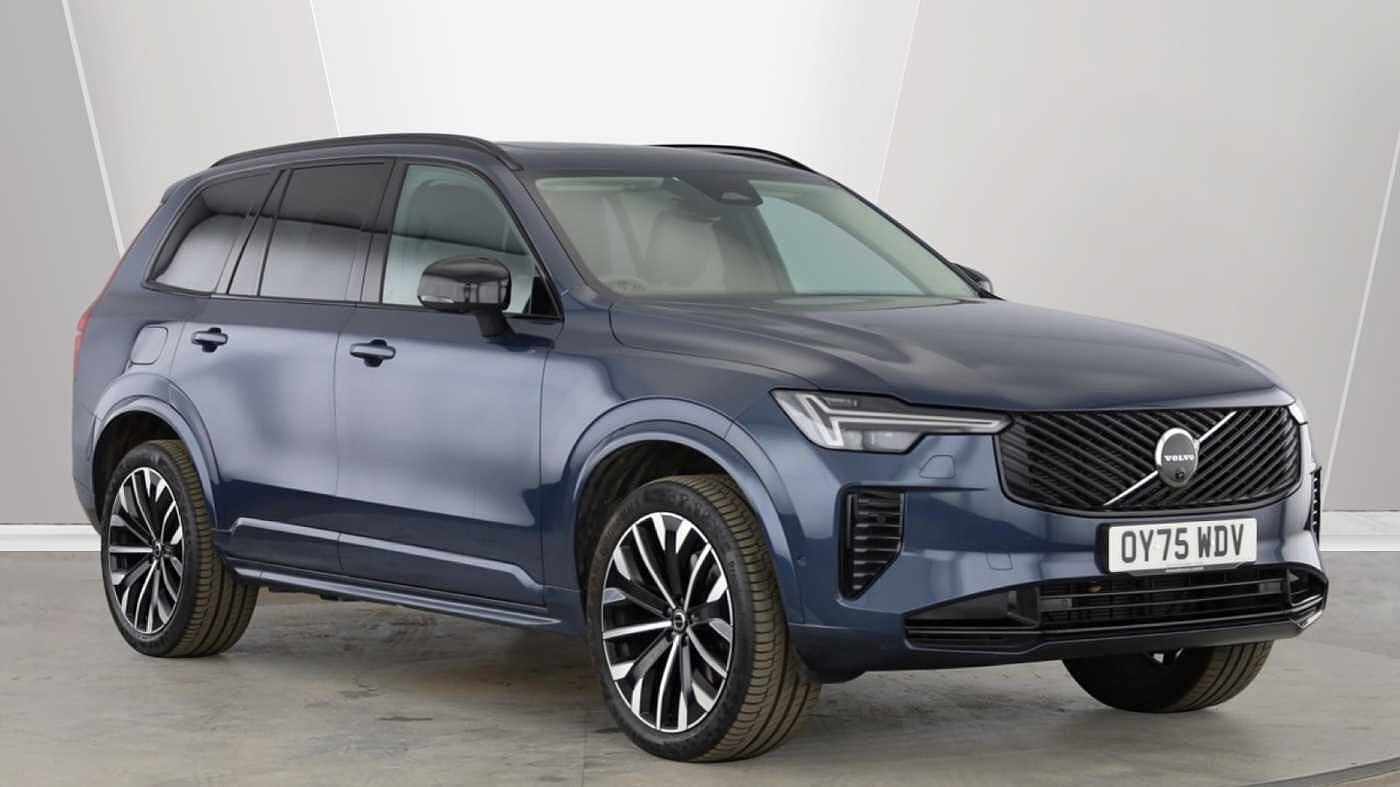 Main listing image - Volvo XC90