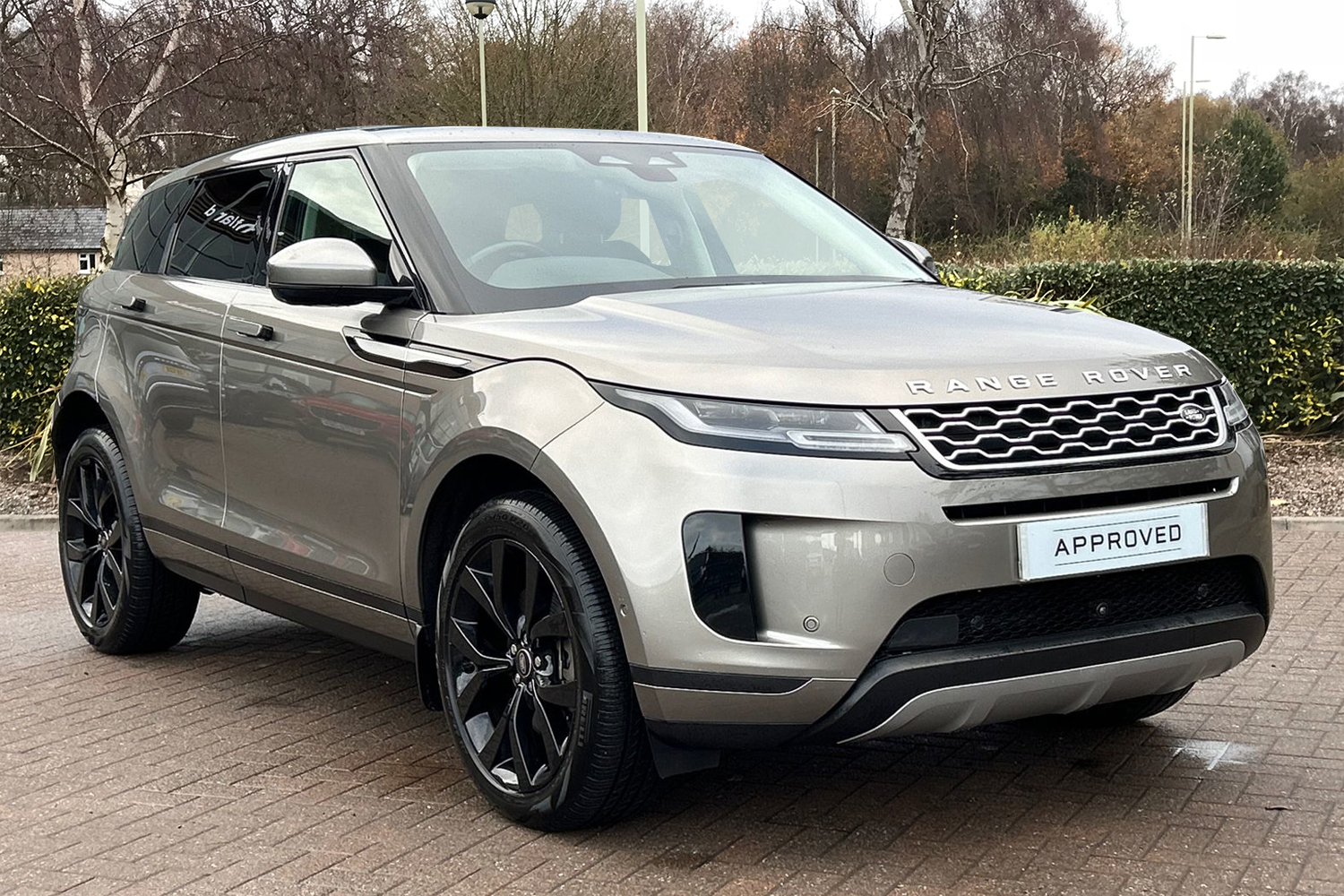 Main listing image - Land Rover Range Rover Evoque