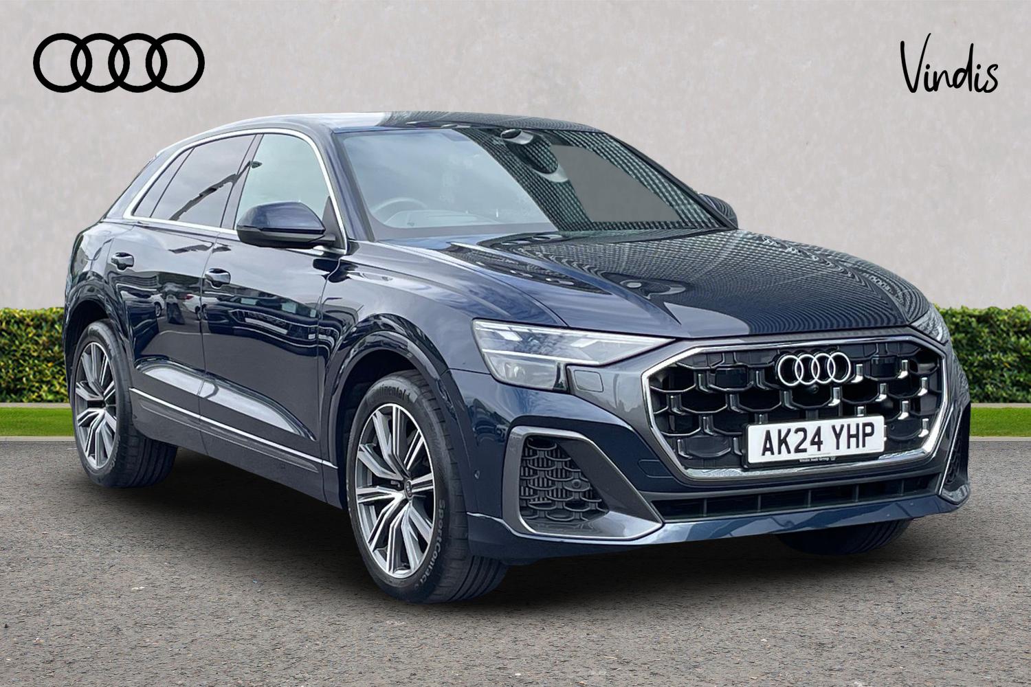 Main listing image - Audi Q8