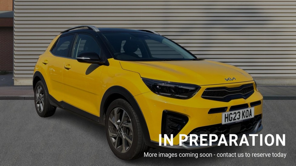 Main listing image - Kia Stonic