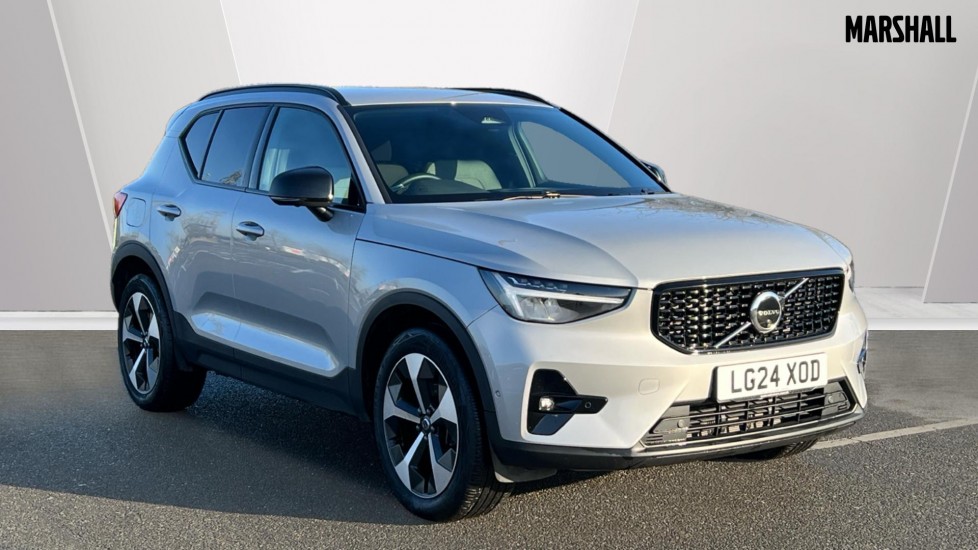 Main listing image - Volvo XC40