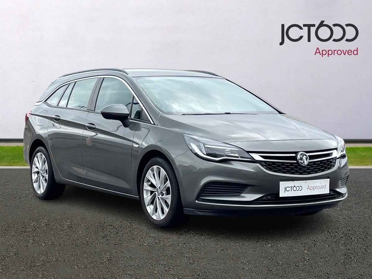 Main listing image - Vauxhall Astra Sports Tourer