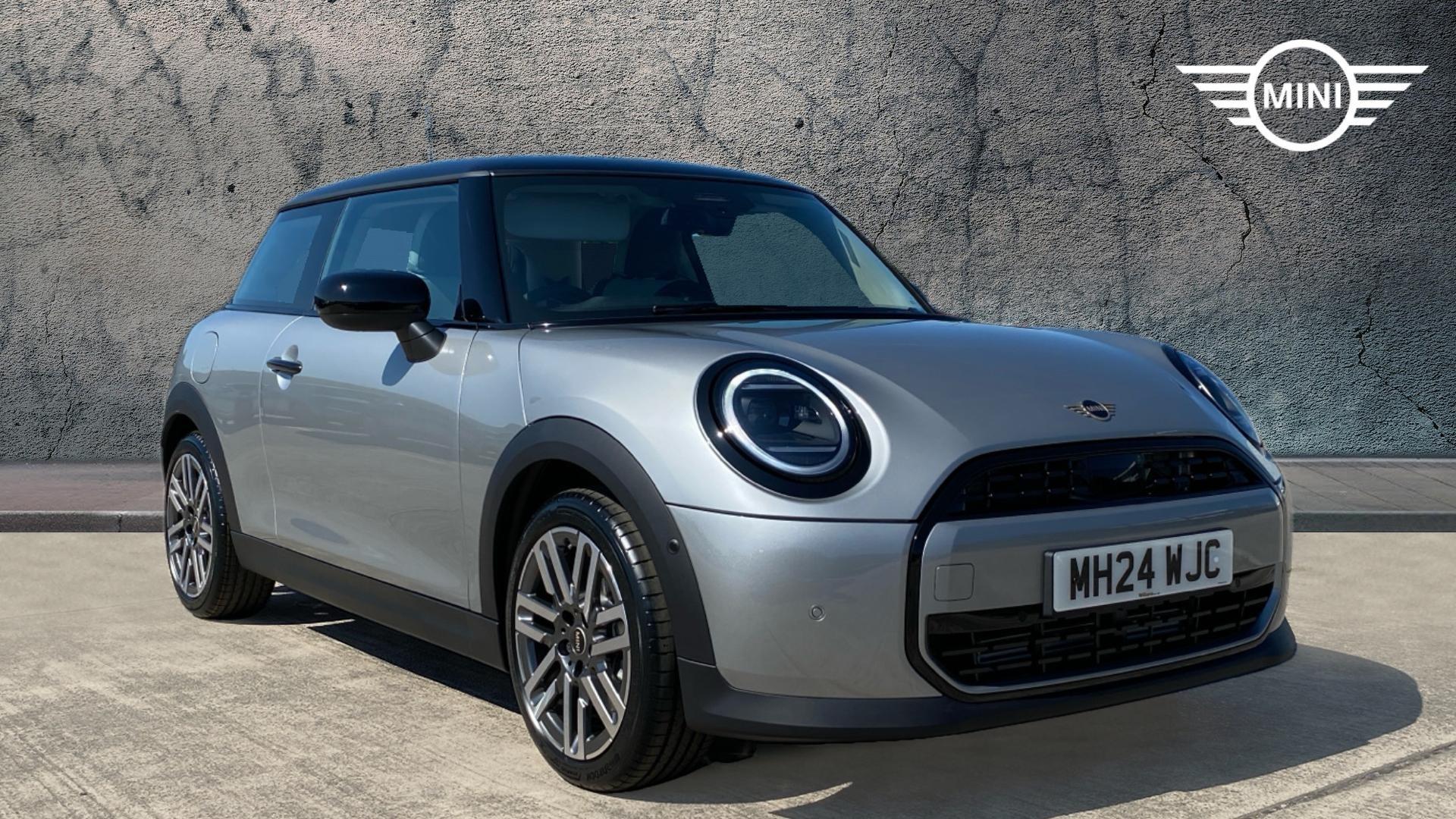 Main listing image - MINI Hatchback