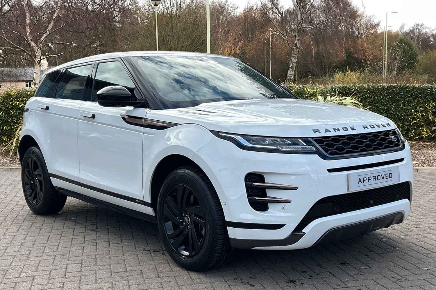 Main listing image - Land Rover Range Rover Evoque