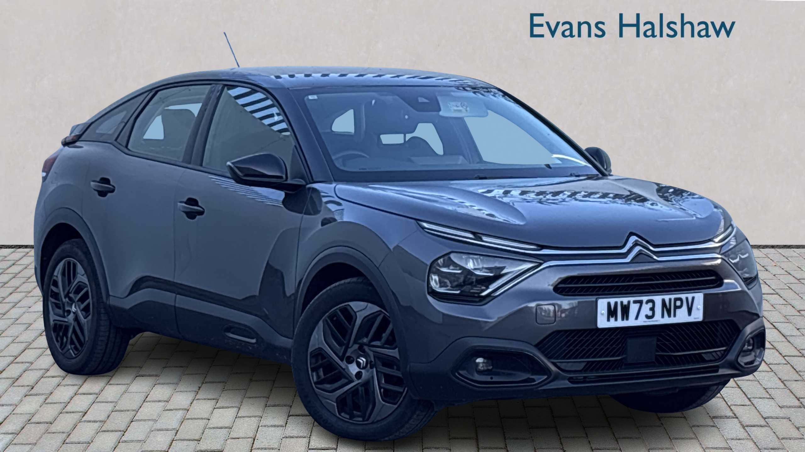 Main listing image - Citroen C4