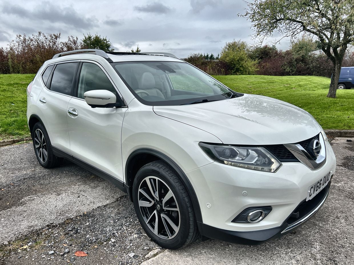 Main listing image - Nissan X-Trail