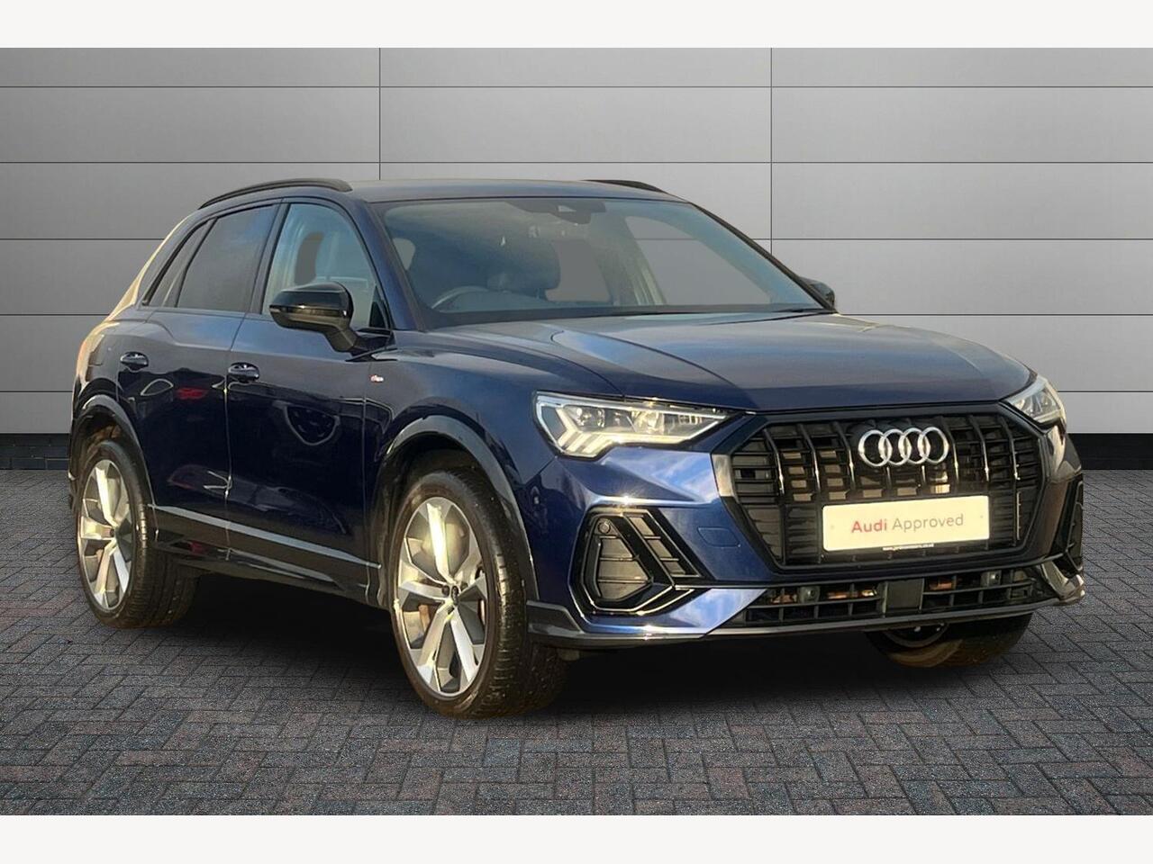 Main listing image - Audi Q3