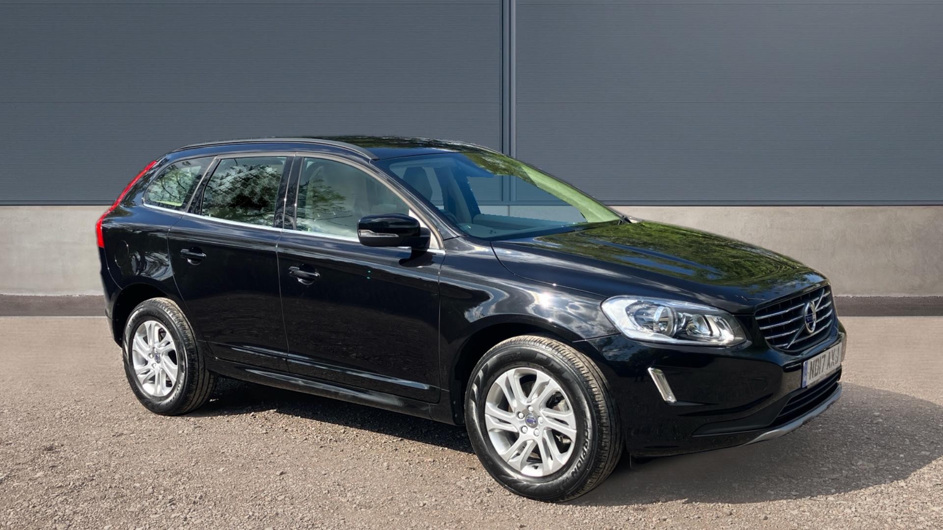 Main listing image - Volvo XC60