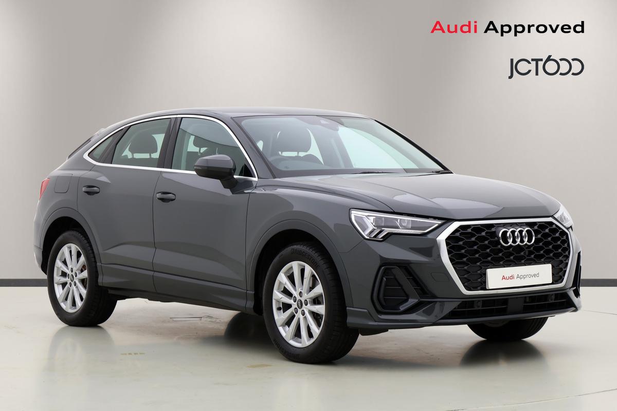 Main listing image - Audi Q3