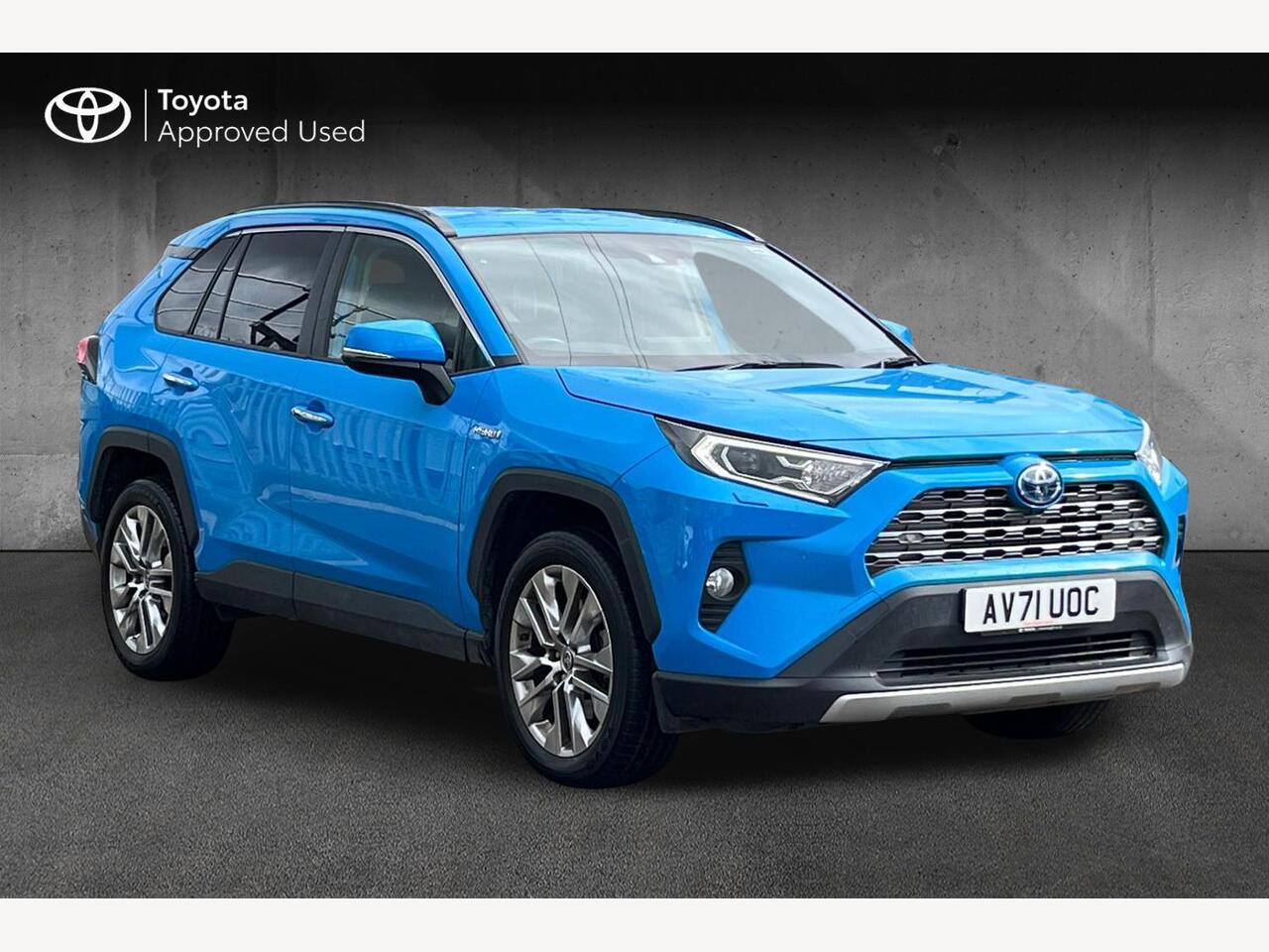 Main listing image - Toyota RAV4