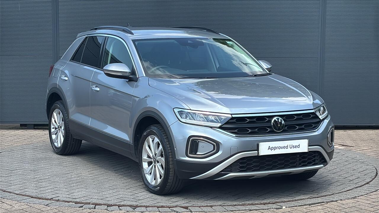 Main listing image - Volkswagen T-Roc