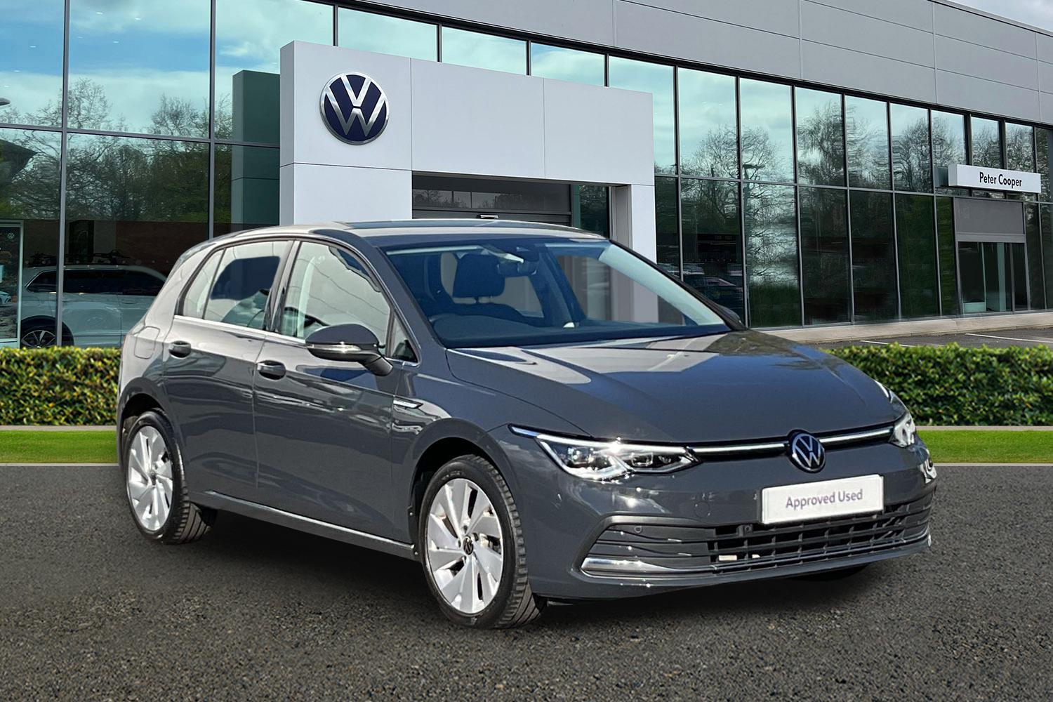 Main listing image - Volkswagen Golf