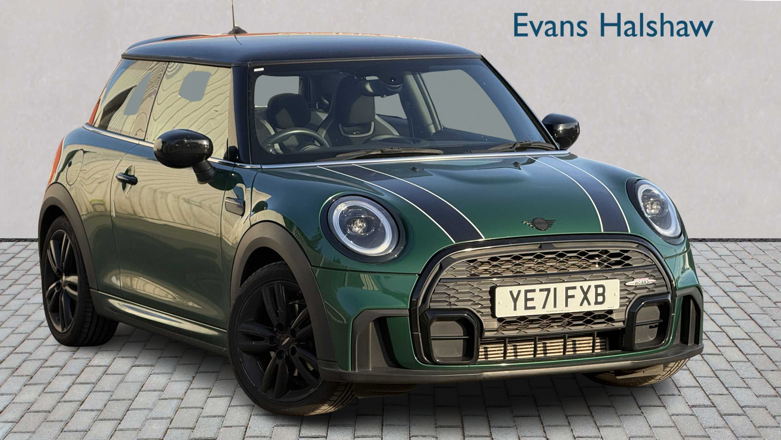 Main listing image - MINI Hatchback