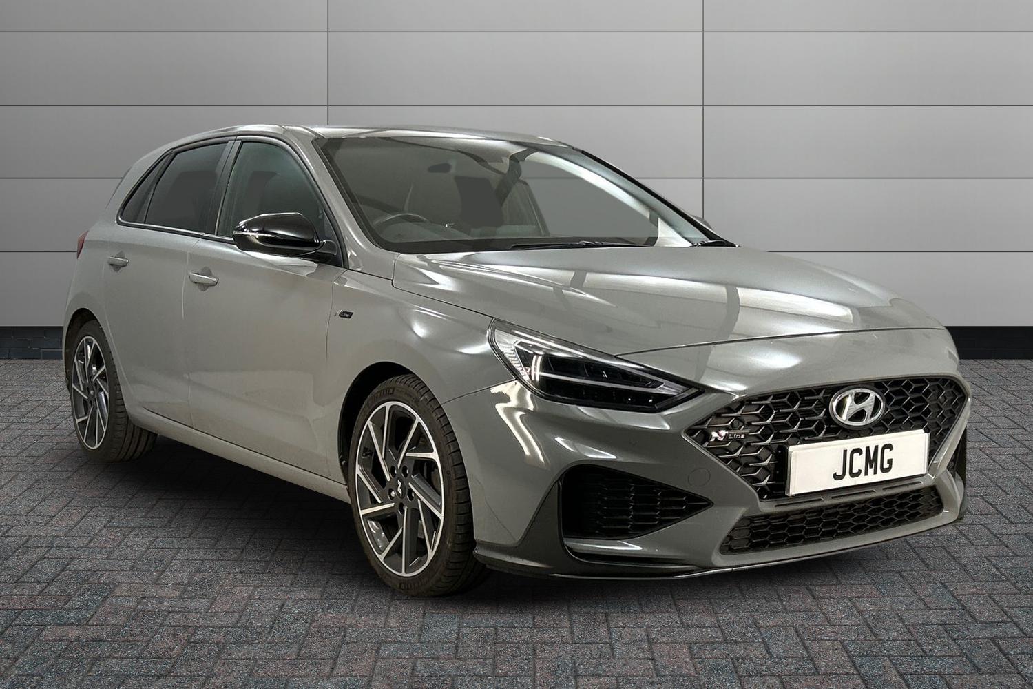 Main listing image - Hyundai i30