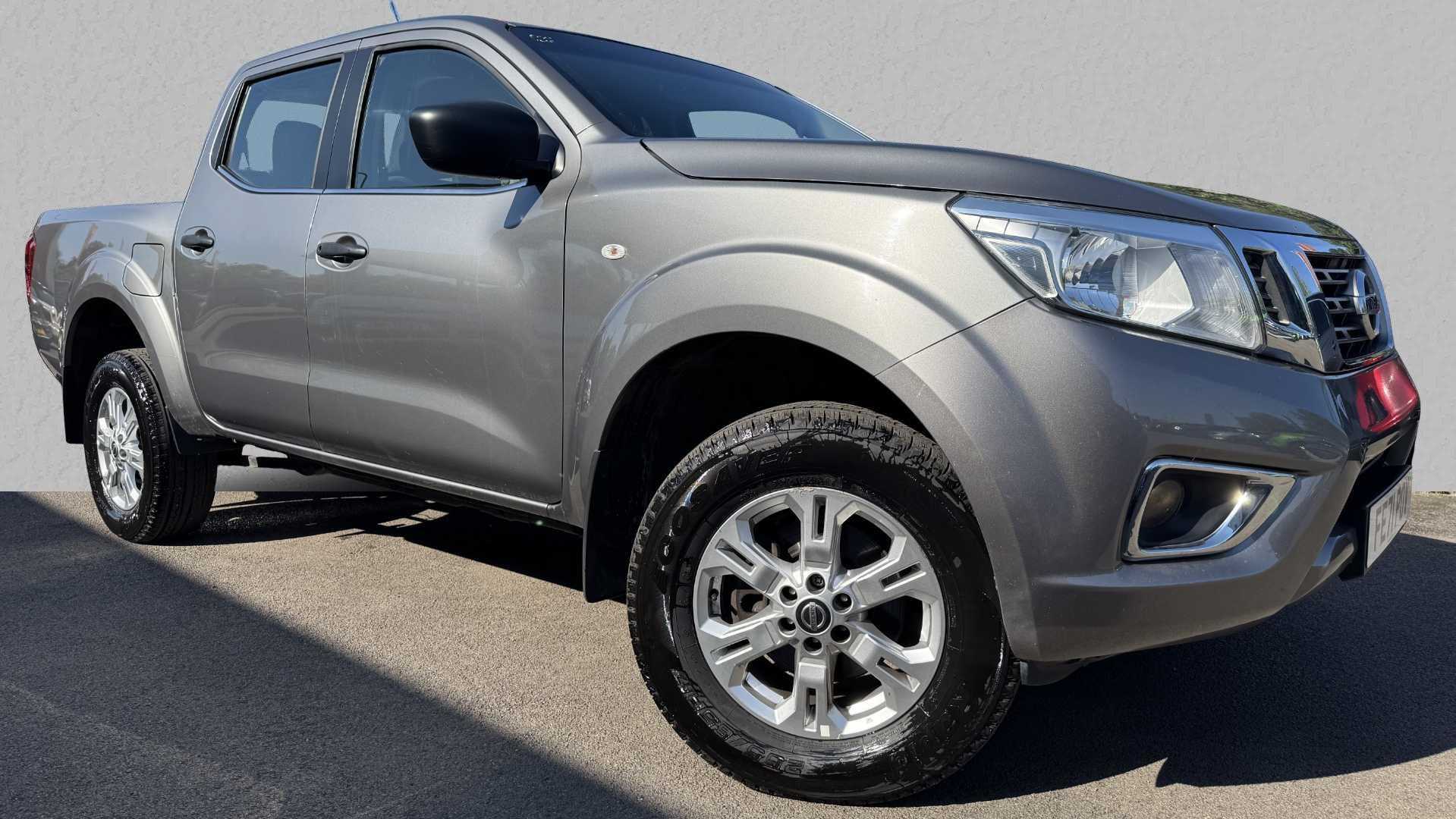 Main listing image - Nissan Navara