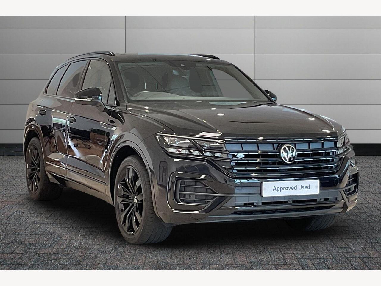 Main listing image - Volkswagen Touareg