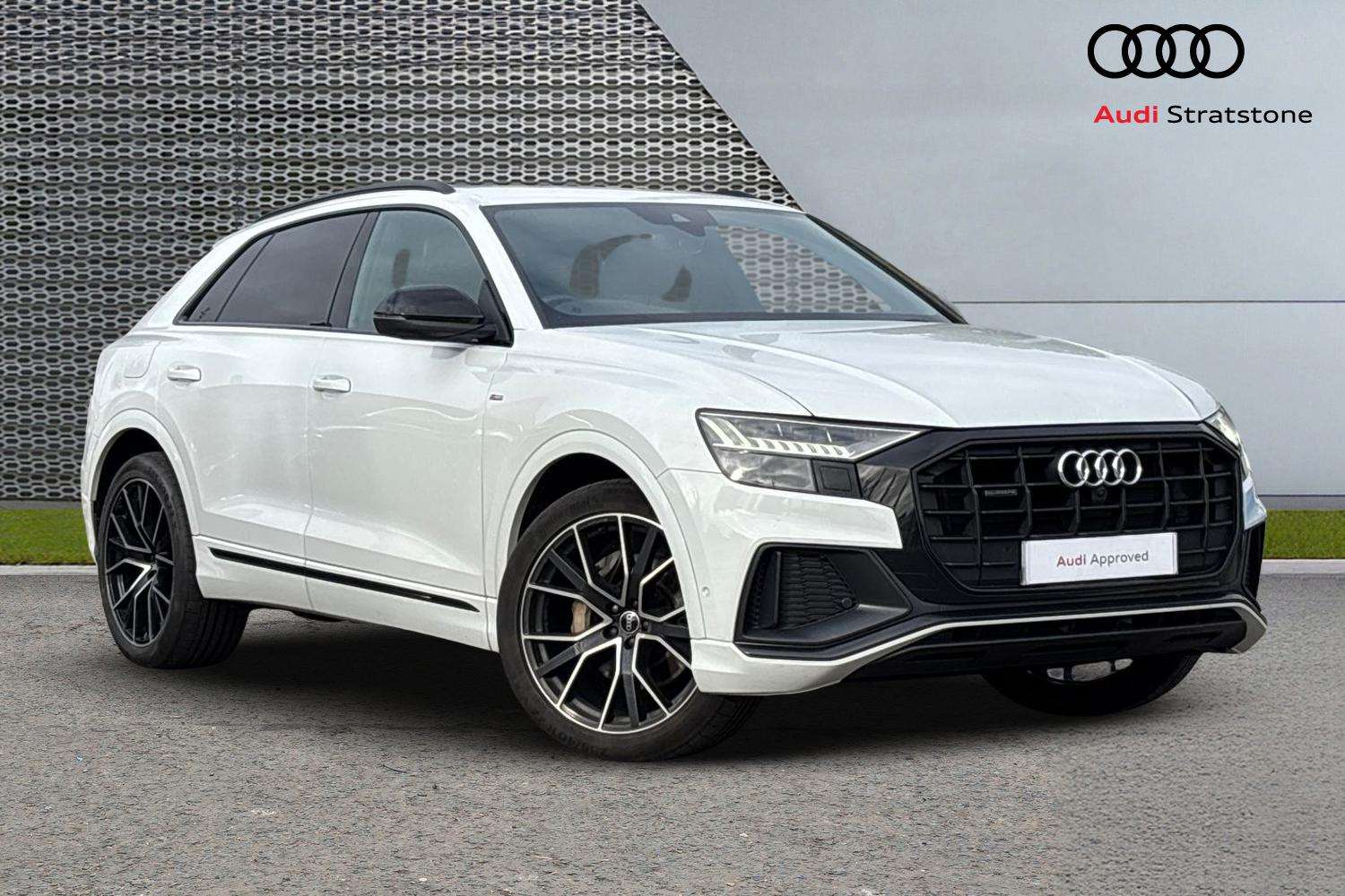 Main listing image - Audi Q8