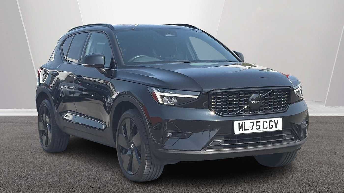 Main listing image - Volvo XC40