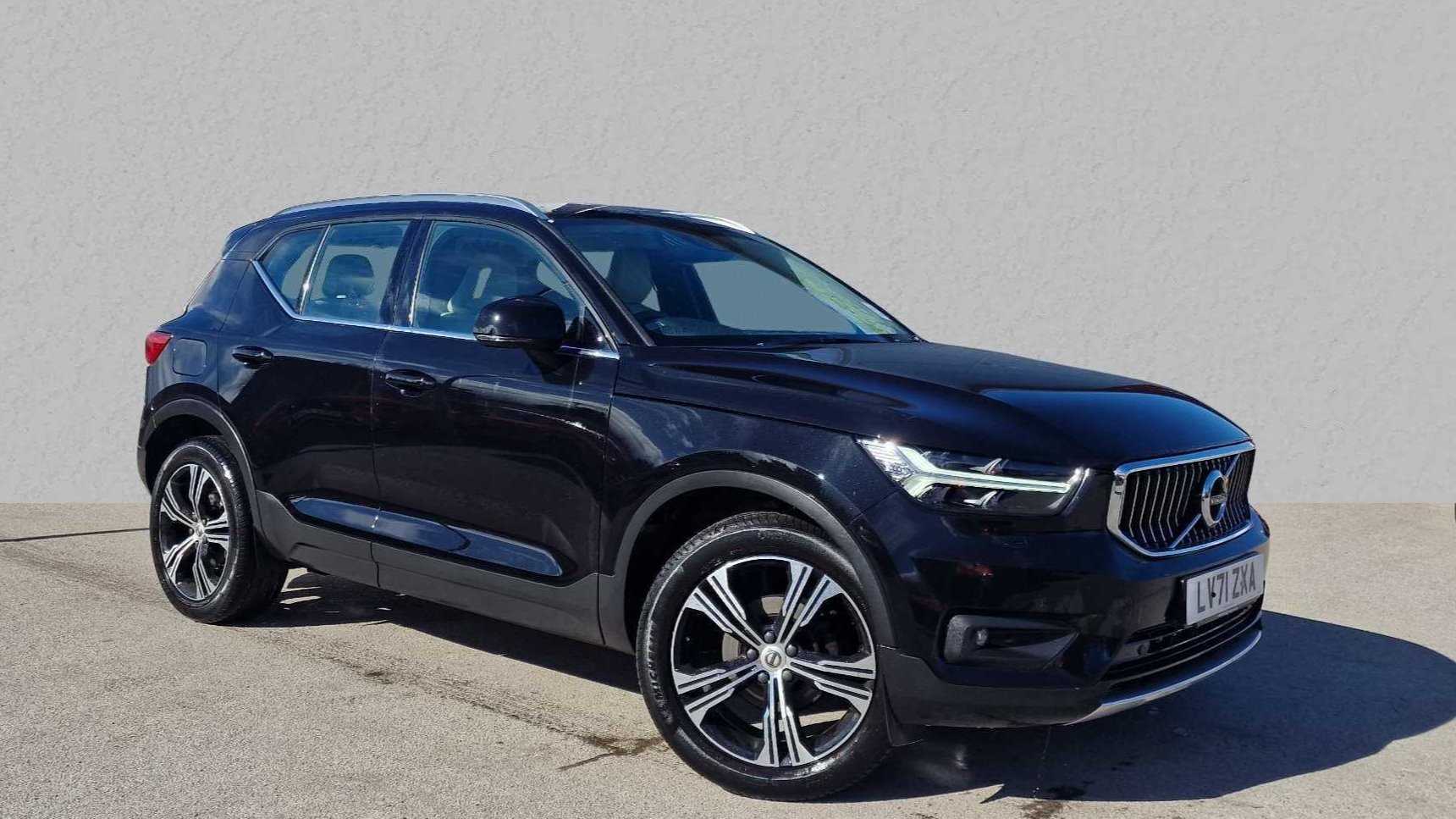 Main listing image - Volvo XC40