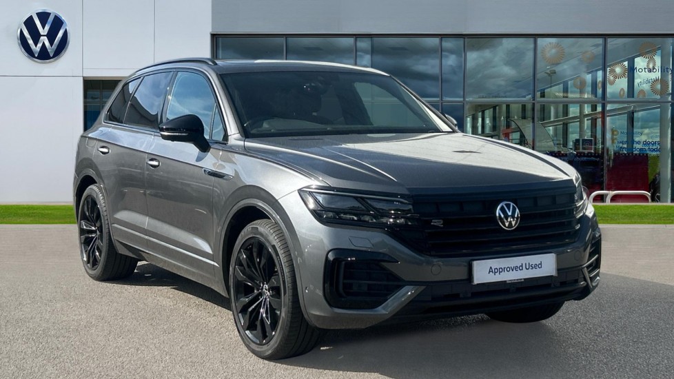 Main listing image - Volkswagen Touareg