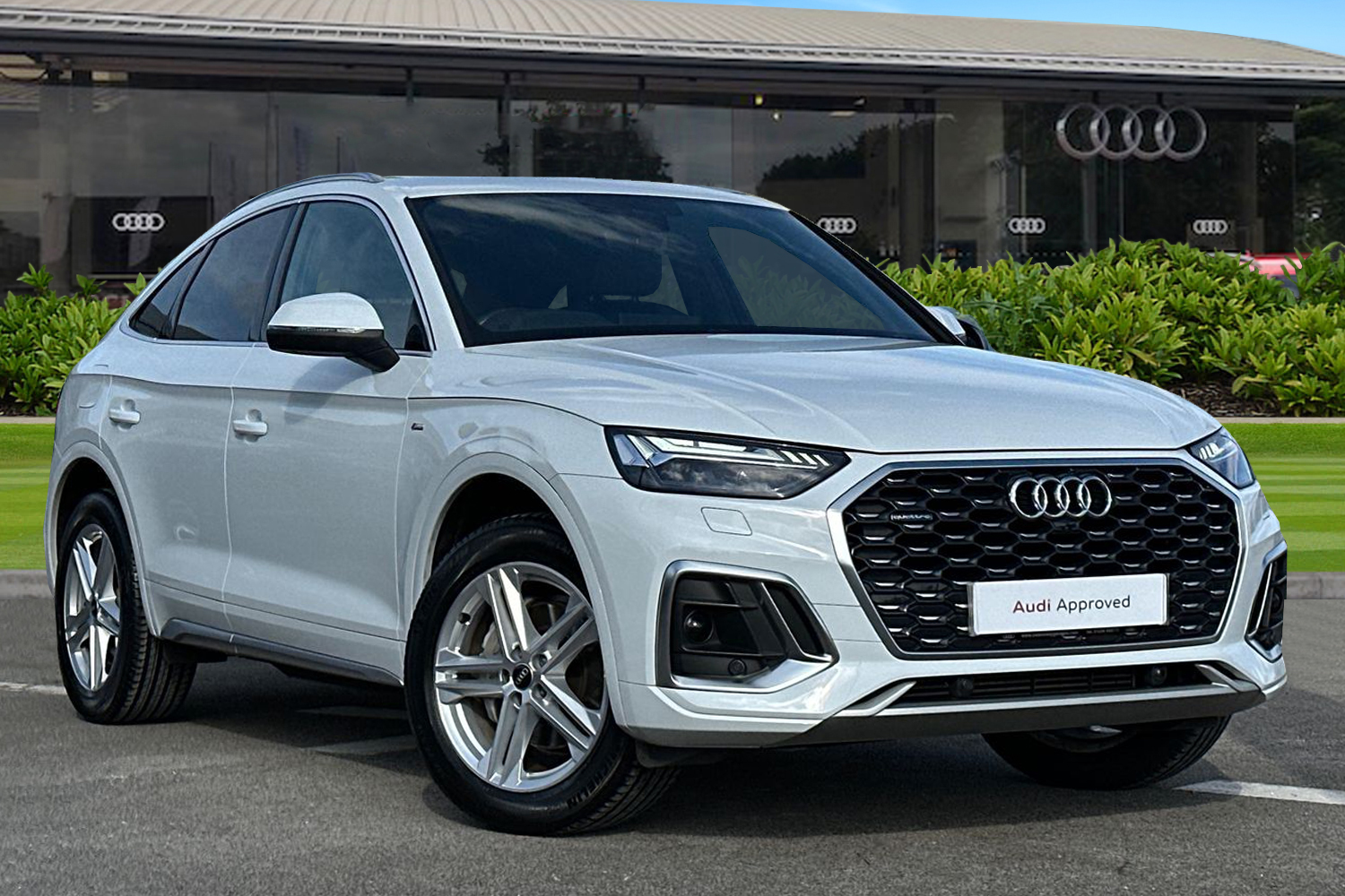 Main listing image - Audi Q5