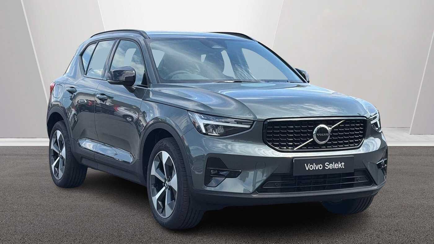 Main listing image - Volvo XC40